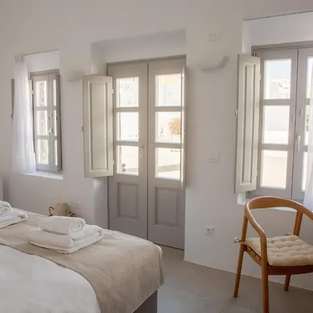 Cydonia Caves Aparthotel Megalochori (Santorini)