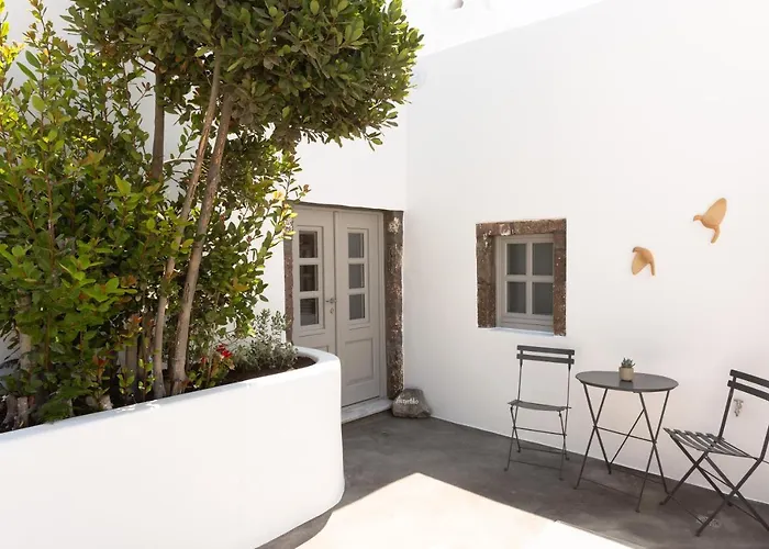 Cydonia Caves 4* Megalochori (Santorini)