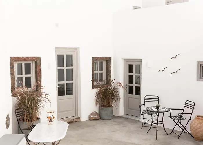 Cydonia Caves Megalochori (Santorini)